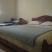 Ξενώνας Marojevic, ενοικιαζόμενα δωμάτια στο μέρος Igalo, Montenegro - 3-krevetna soba